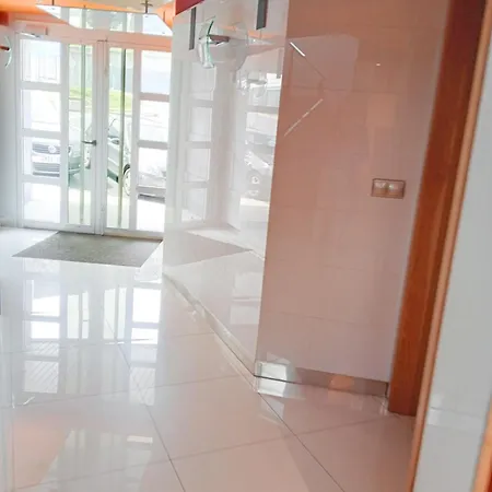 Piso Moderno Da Costa Apartamento